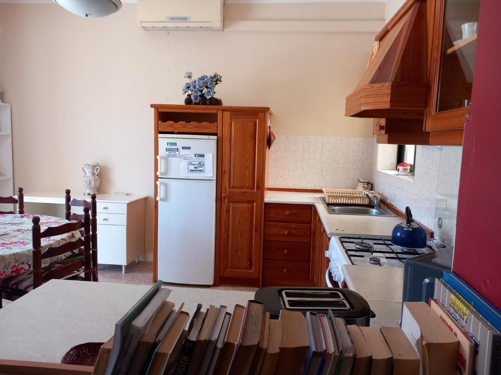 Spacious Apartment In Marsalforn, Gozo エクステリア 写真